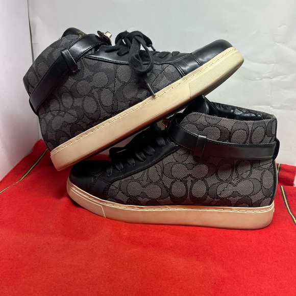 Coach Women's black grey Signature Ray Outline High Top Fashion size 9B like new - Picture 3 of 6